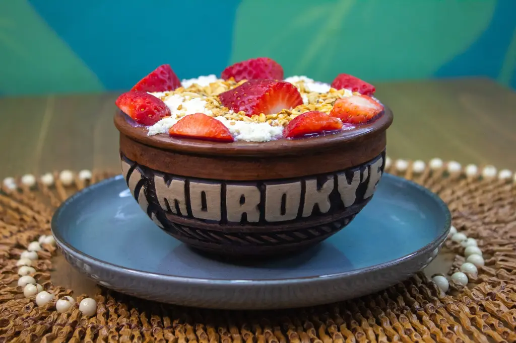 Bowl de Açaí con granola 2.webp